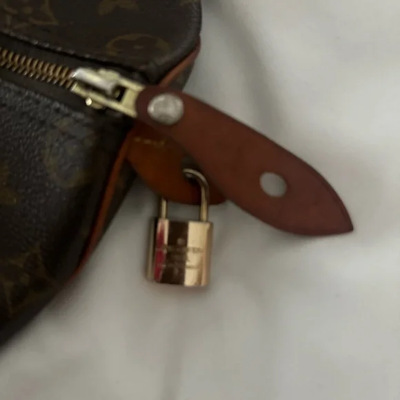 Louis Vuitton Speedy 35 - Picture 16 of 16